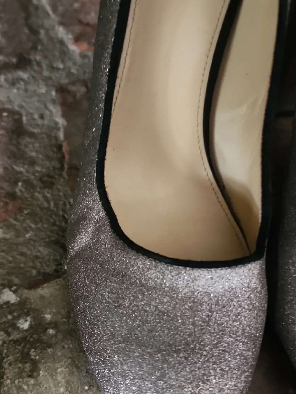 Botkier Pewter Metallic Leather Pointed Toe Block Heel Pumps Comfortable Chic